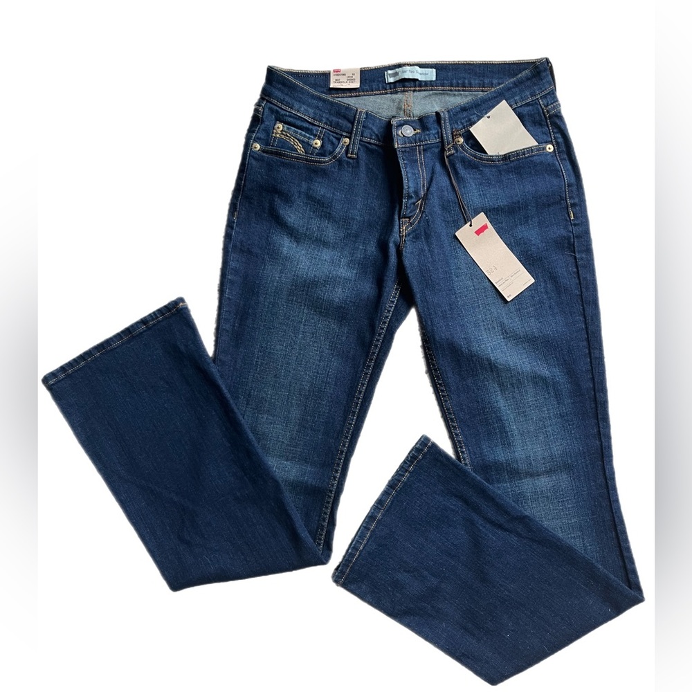 NWT Levi’s 524 slim bootcut ultra low rise 9L/29